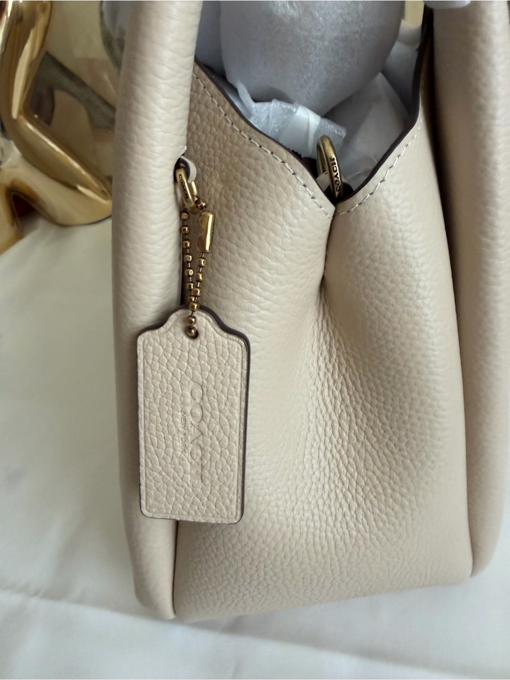 Coach Lana 23 Ivory Pebbled Leather Shoulder Bag NWT w/strap and dust bag - Picture 5 of 11